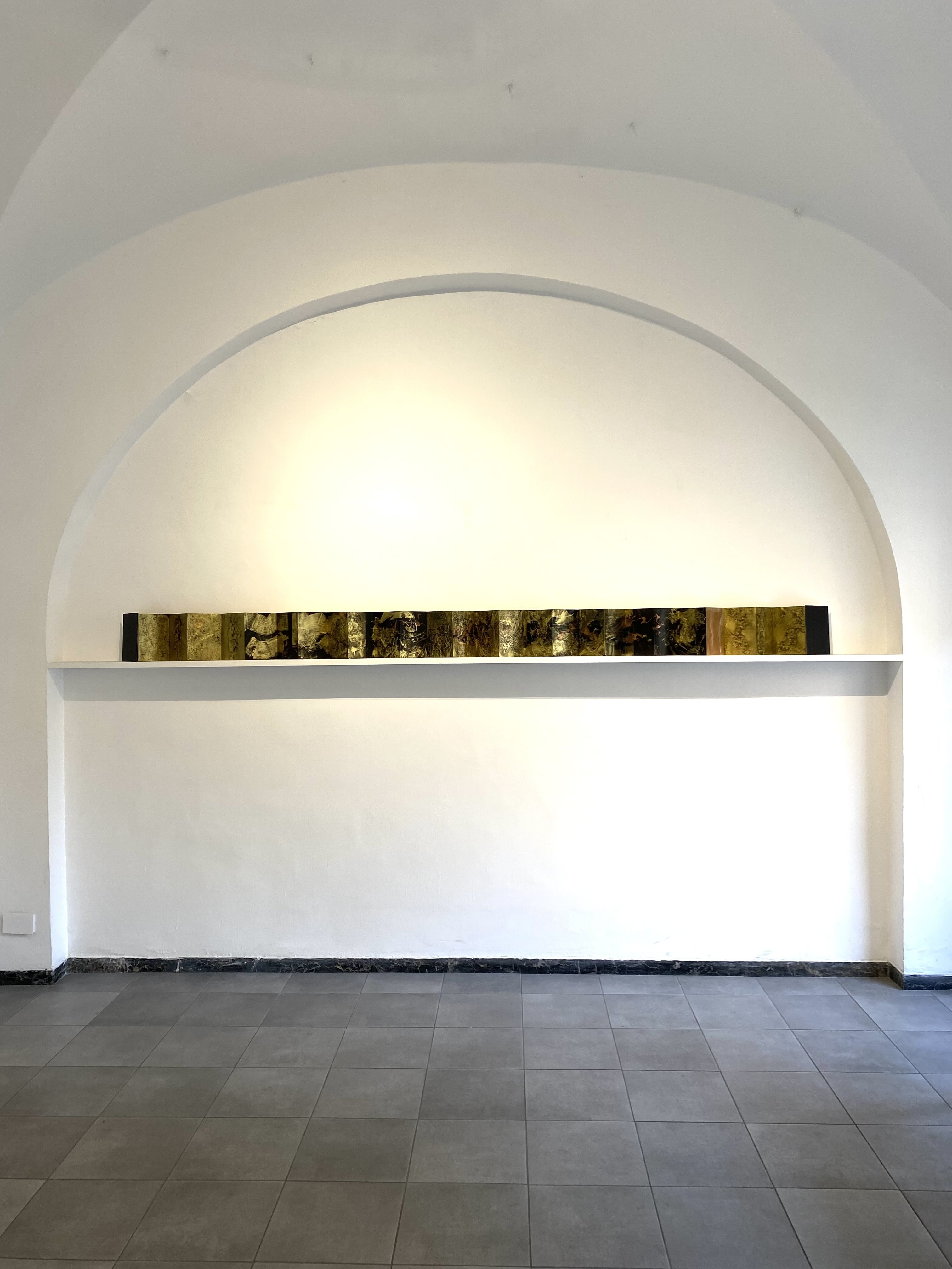 Interno galleria - leporello cm 22x500 2023